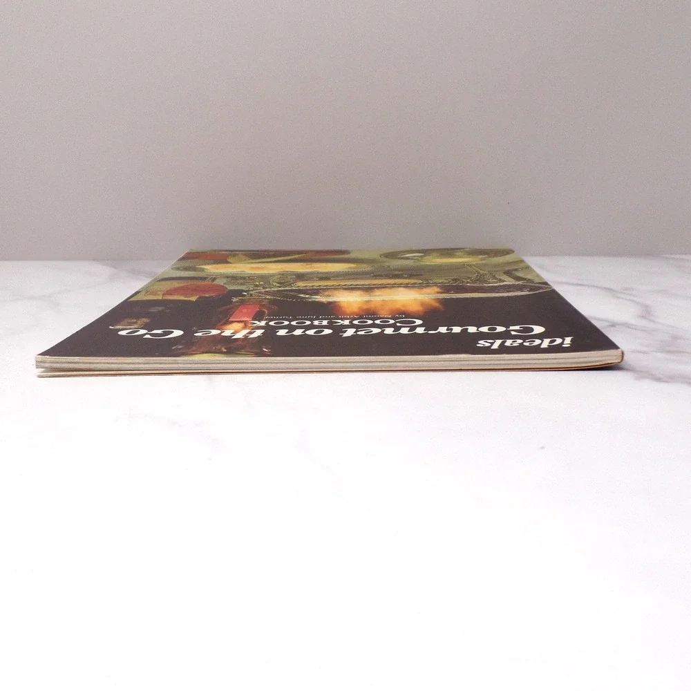 Vintage Cookbook, Gourmet on the Go (1974)